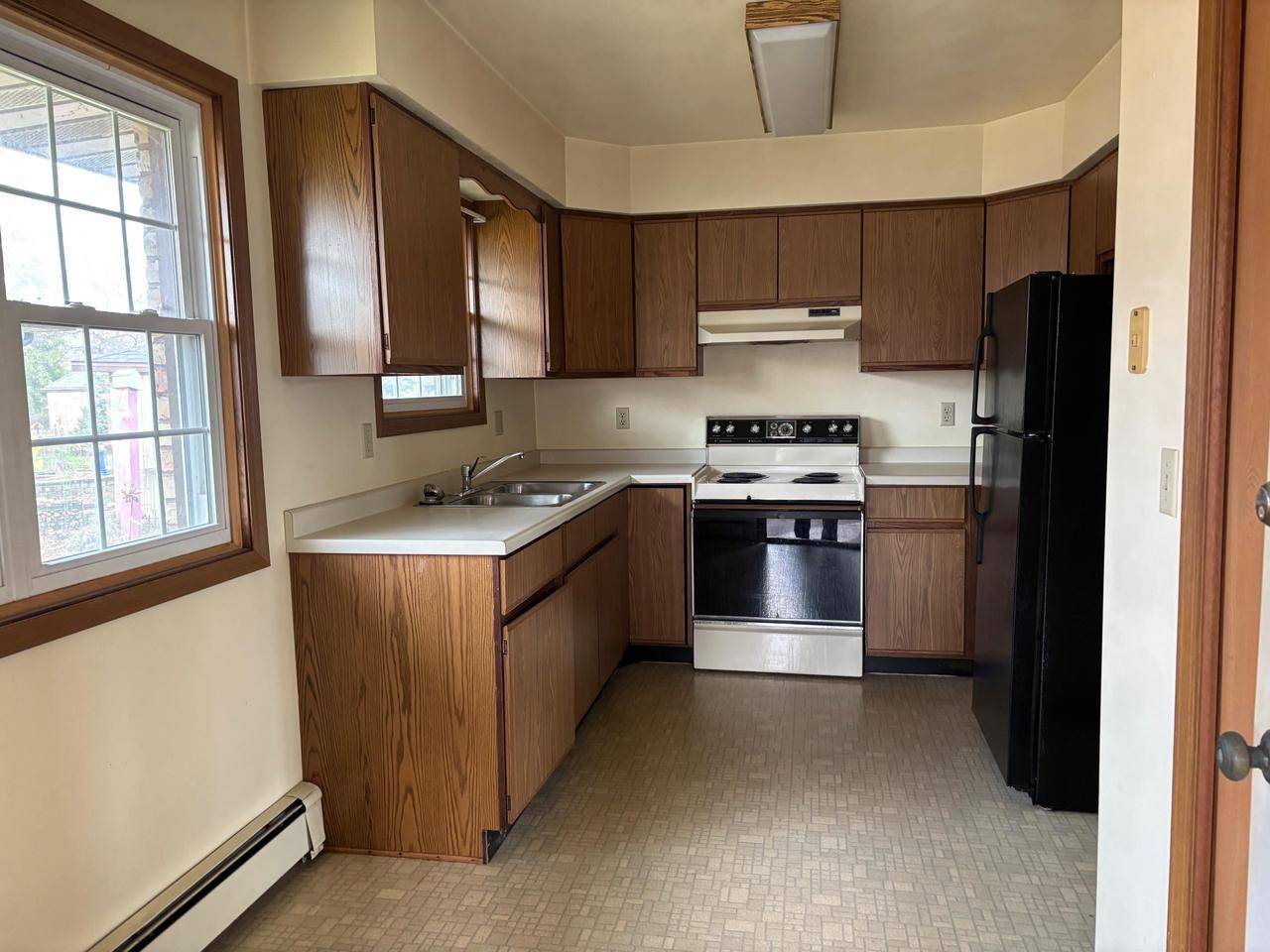 Oshkosh, WI 54901,305 LAMPERT STREET