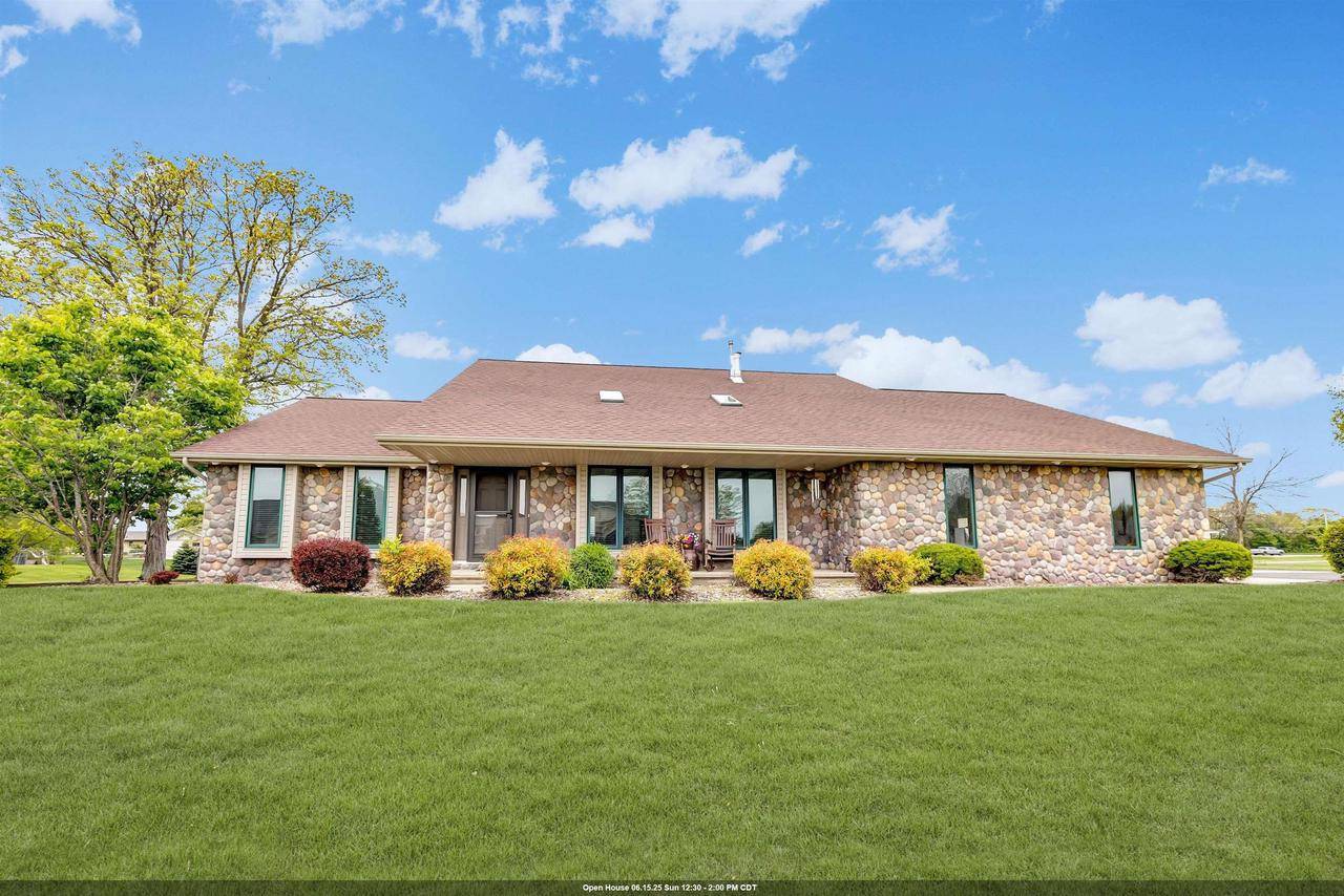 W1265 APPLELAND WAY, Kaukauna, WI 54130