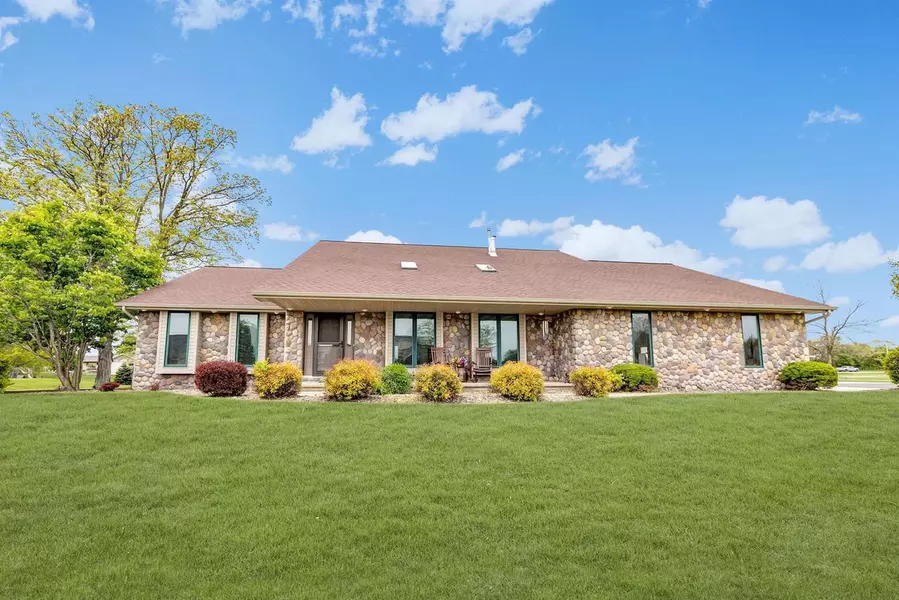 W1265 APPLELAND WAY, Kaukauna, WI 54130