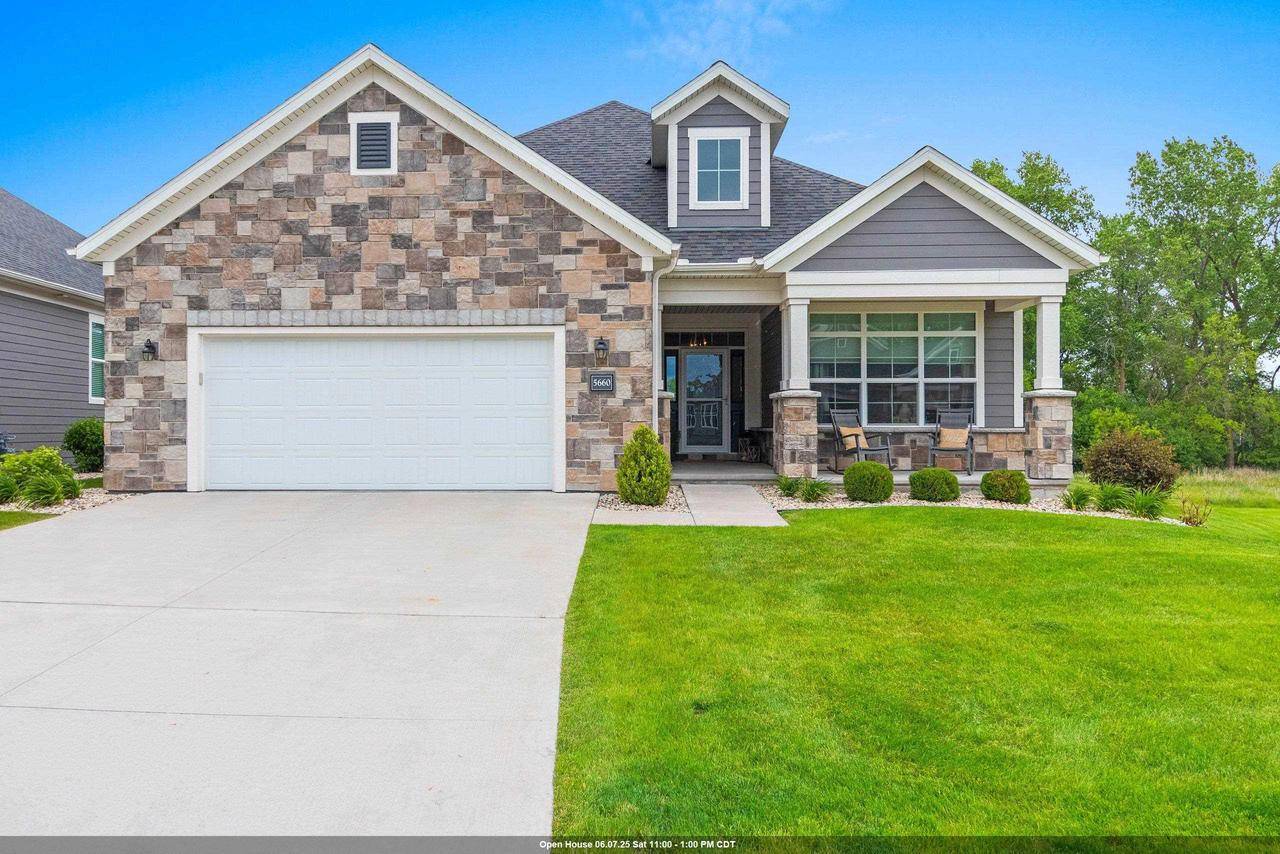 5660 N OSPREY DRIVE, Appleton, WI 54913