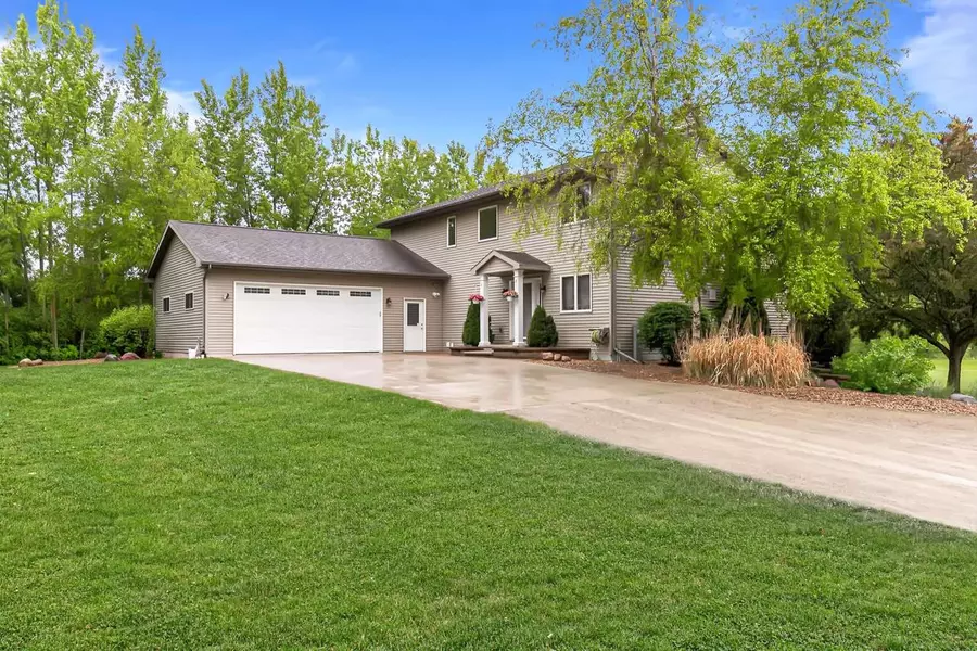 1475 COUNTY ROAD I, Oshkosh, WI 54902