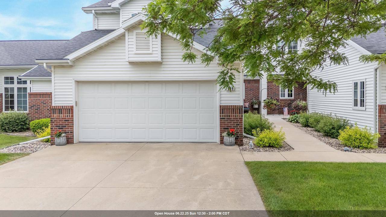 809 W BENT OAK LANE #81, Appleton, WI 54914