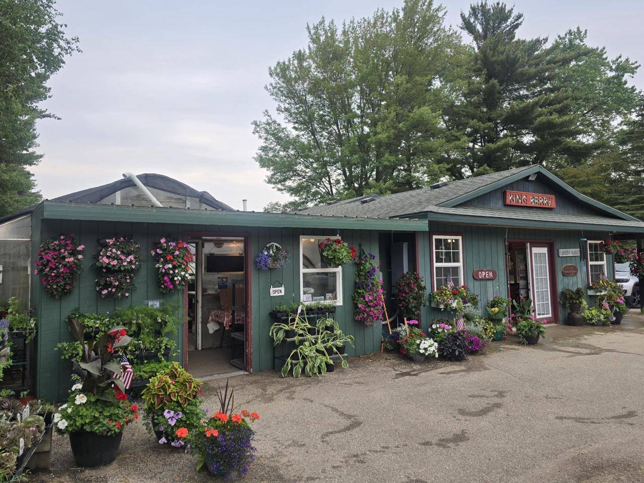 E2076 KING ROAD, Waupaca, WI 54981