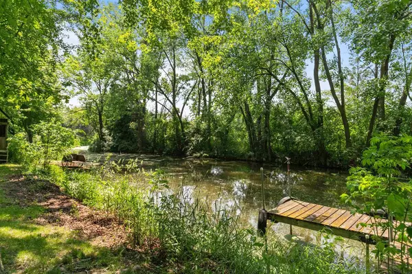 Oshkosh, WI 54902,BLACK WOLF POINT ROAD
