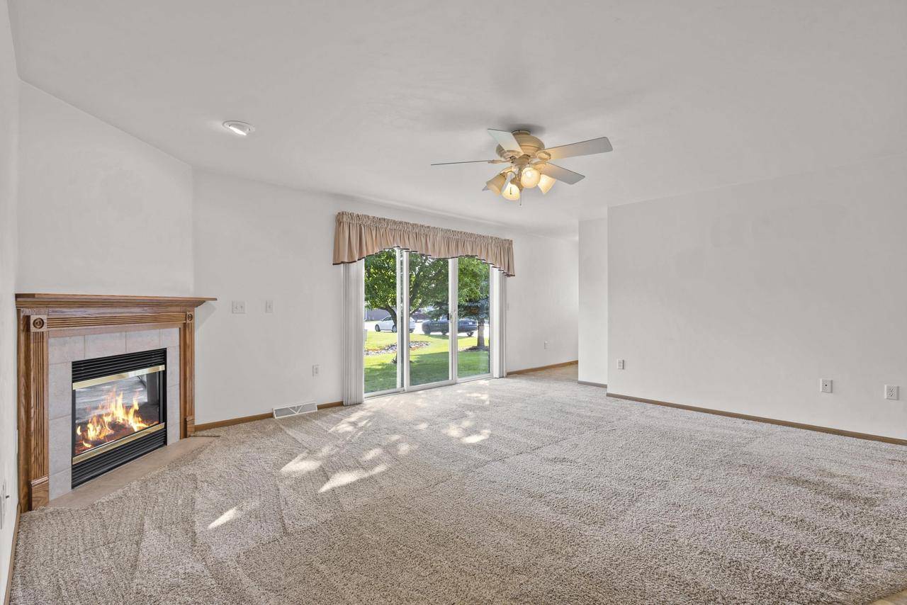 Suamico, WI 54313,1901 RIVERSIDE DRIVE #D