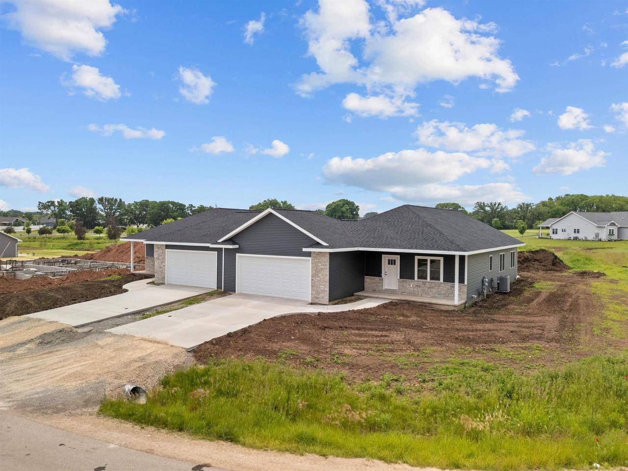 3455 VEANNA BOULEVARD, Oshkosh, WI 54904