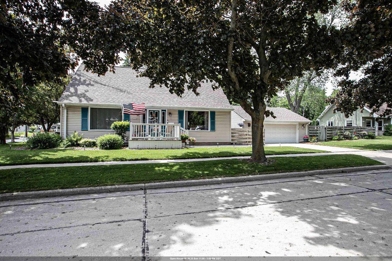 1630 S 11TH STREET, Manitowoc, WI 54220