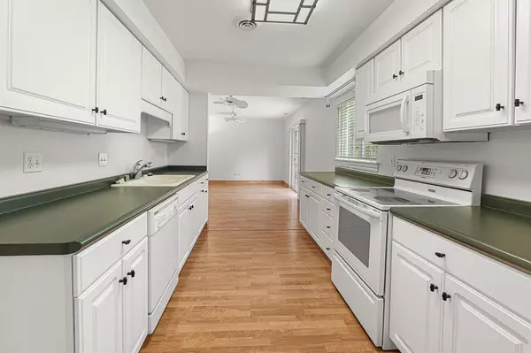 Fond Du Lac, WI 54935,342 E SCOTT STREET