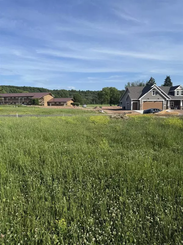 W4998 COTTAGE LANE, Sherwood, WI 54169