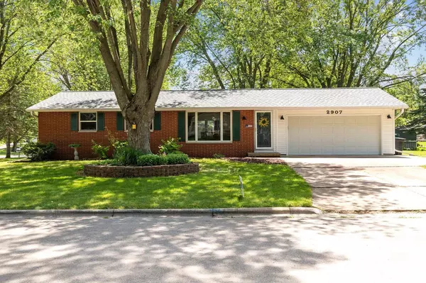 2907 ZUIDER ZEE ROAD, Green Bay, WI 54313