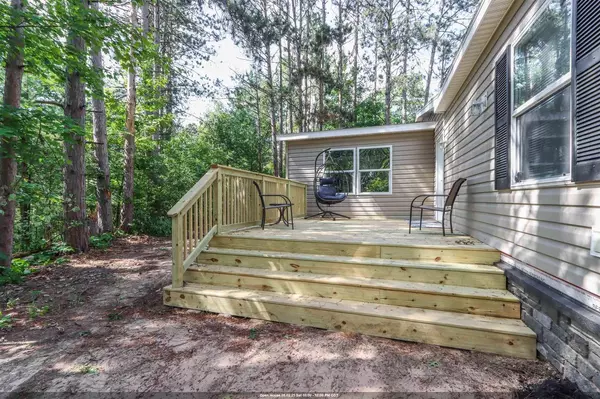 N1391 MCALLISTER ROAD, Waupaca, WI 54981