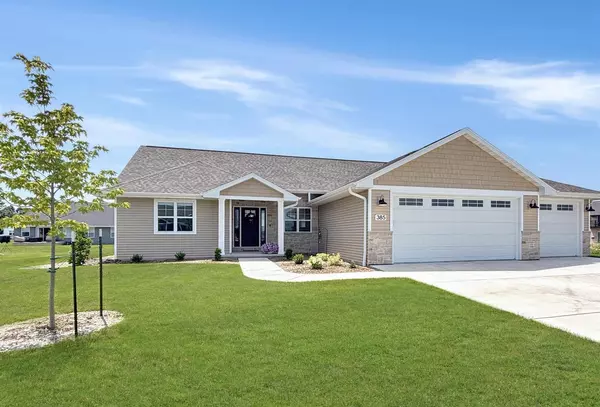 385 BATTERY AVENUE,  De Pere,  WI 54115