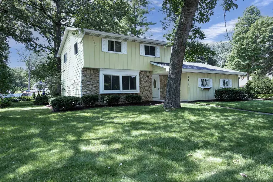 1821 N MCDONALD STREET, Appleton, WI 54911