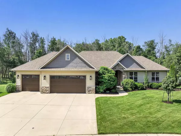 1241 FOLKESTONE DRIVE, Green Bay, WI 54313