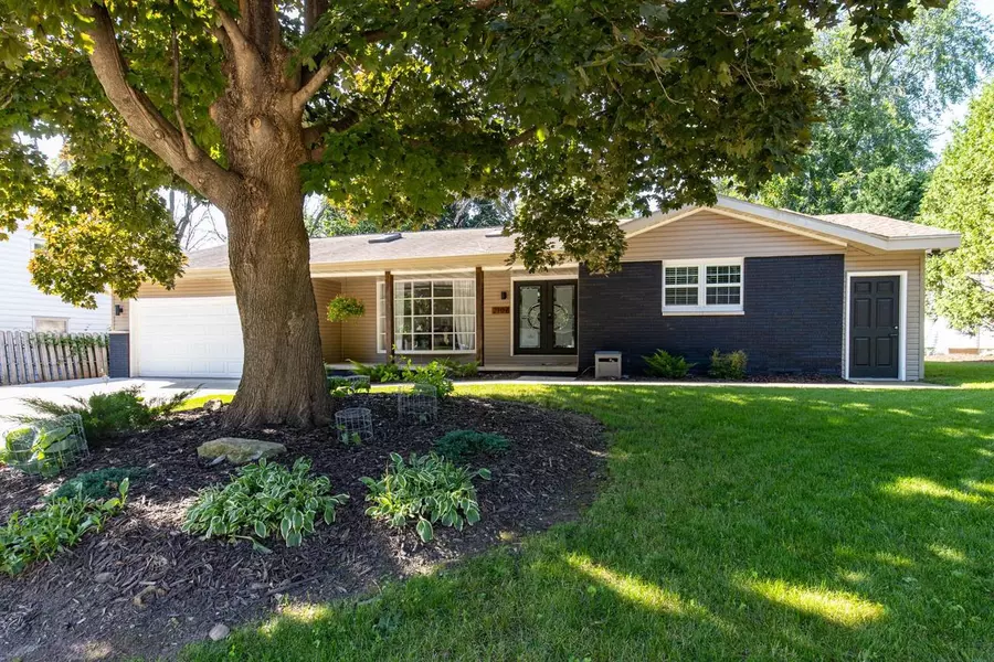 2107 RIVERSIDE DRIVE, Kaukauna, WI 54130