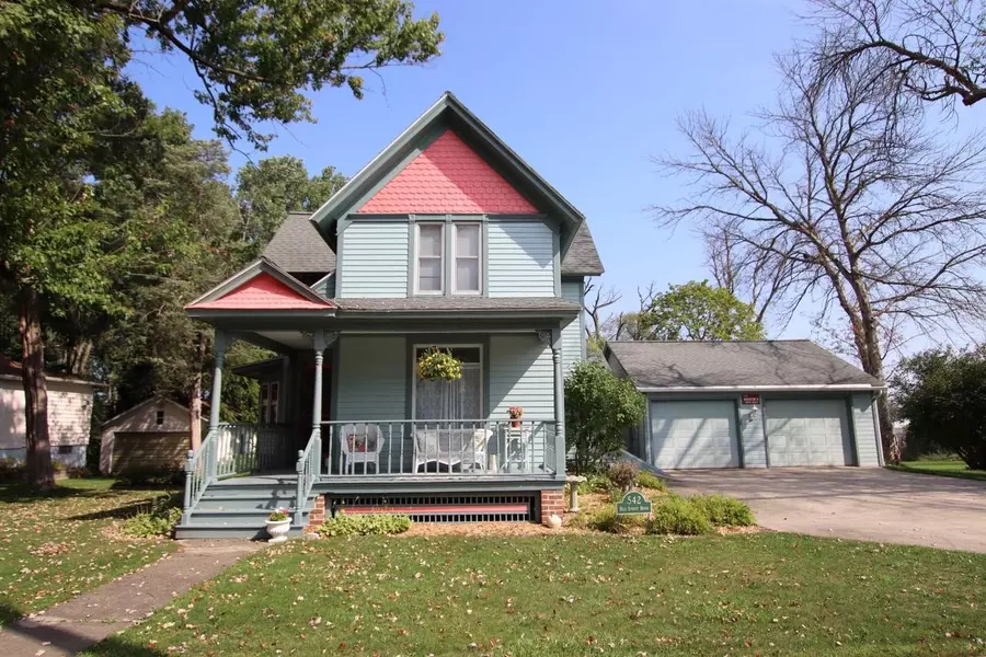 542 HILL STREET, Green Lake, WI 54941
