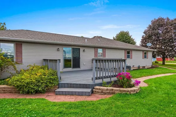 Pulaski, WI 54162,W2227 REDWOOD DRIVE