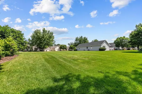 4763 WESTBROOK COURT, Appleton, WI 54913