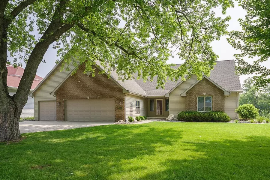 730 PINECREST ROAD, Green Bay, WI 54313