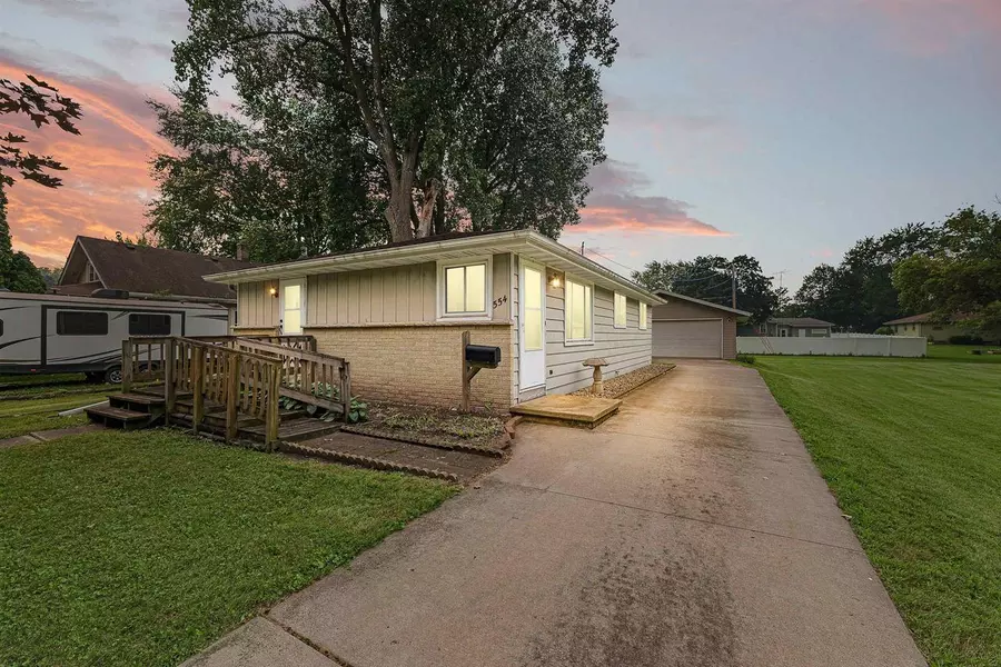 554 N HICKORY STREET, Fond Du Lac, WI 54937