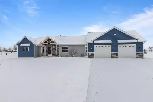 3815 STONEWALL DRIVE, De Pere, WI 54115