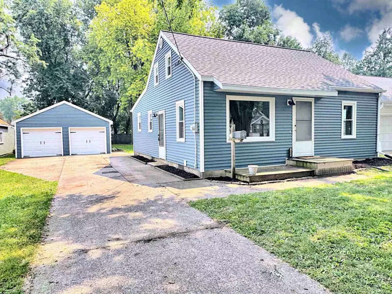 1520 N VIOLA STREET, Appleton, WI 54915