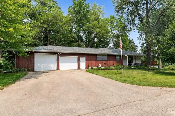 Hortonville, WI 54944,N2746 GIVENS ROAD