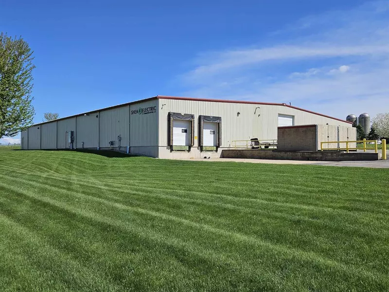 3175 ATLAS AVENUE, Oshkosh, WI 54904