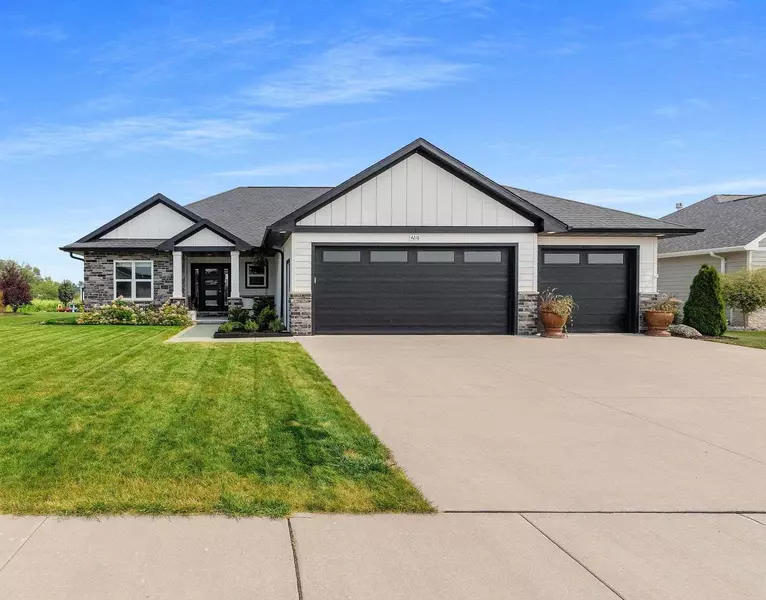 4216 DOWNTON CIRCLE, Green Bay, WI 54313