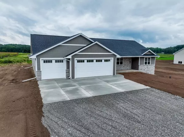 3701 WESTPOINT ROAD, Suamico, WI 54313