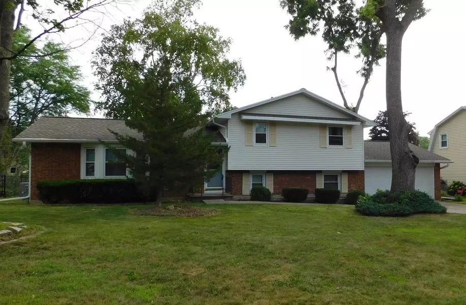 517 HILLTOP DRIVE, Green Bay, WI 54301