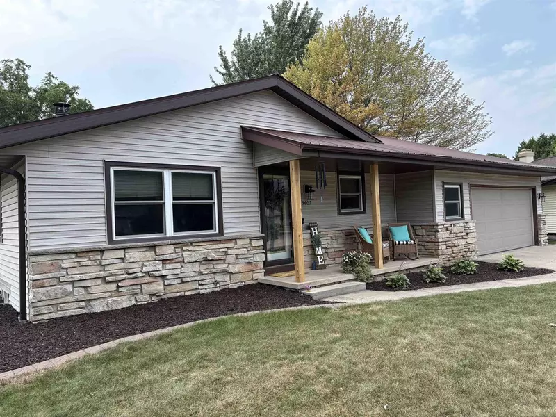 3407 N WINDWARD LANE, Appleton, WI 54911