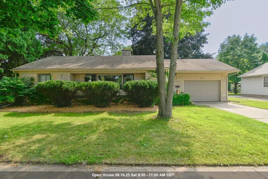 1343 DOUSMAN STREET, Green Bay, WI 54303