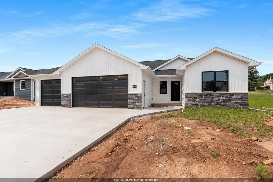 621 HORTON TERRACE, Hortonville, WI 54944
