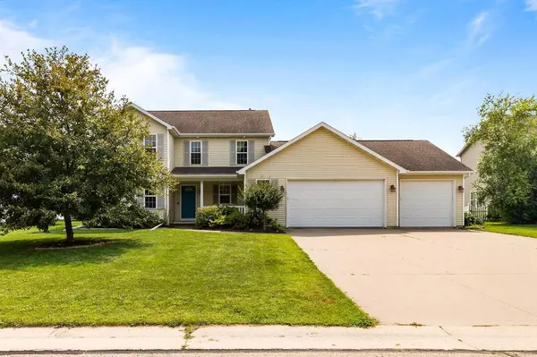 Neenah, WI 54956,2175 SHADOW BEND COURT