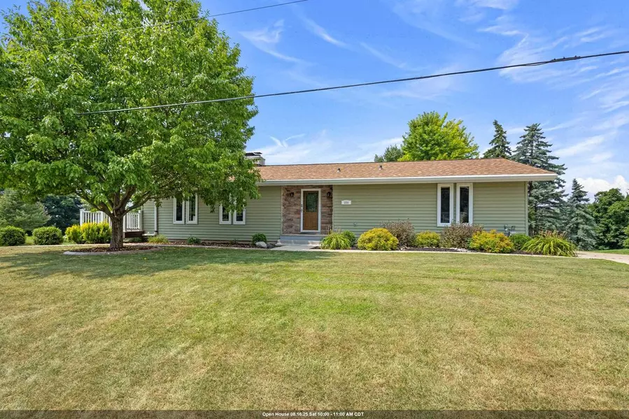 350 HIGHLAND STREET, Wrightstown, WI 54180