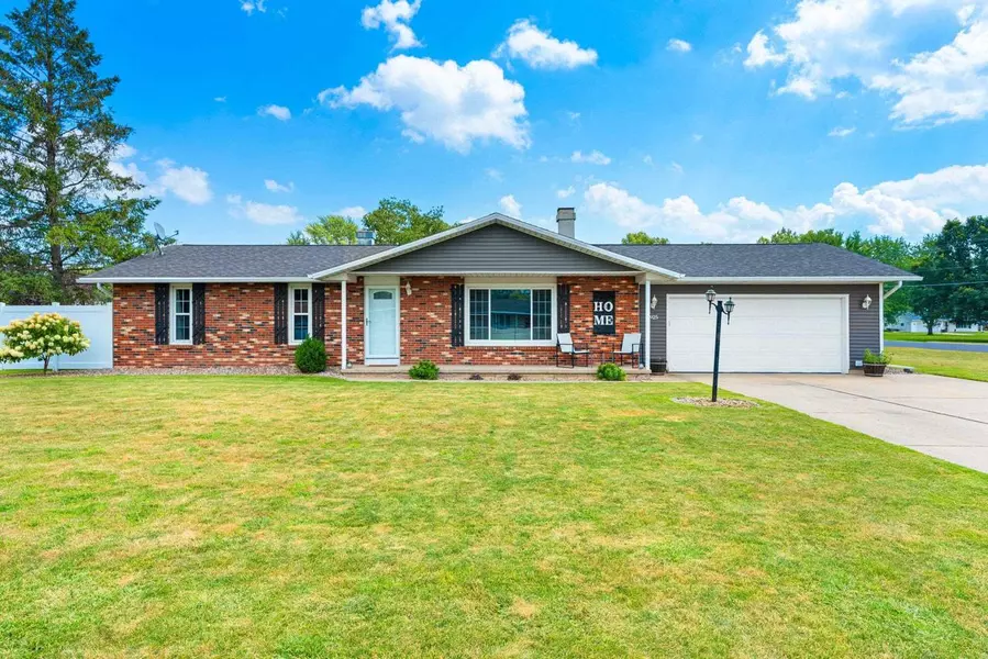 1925 MAC LANE, Green Bay, WI 54311