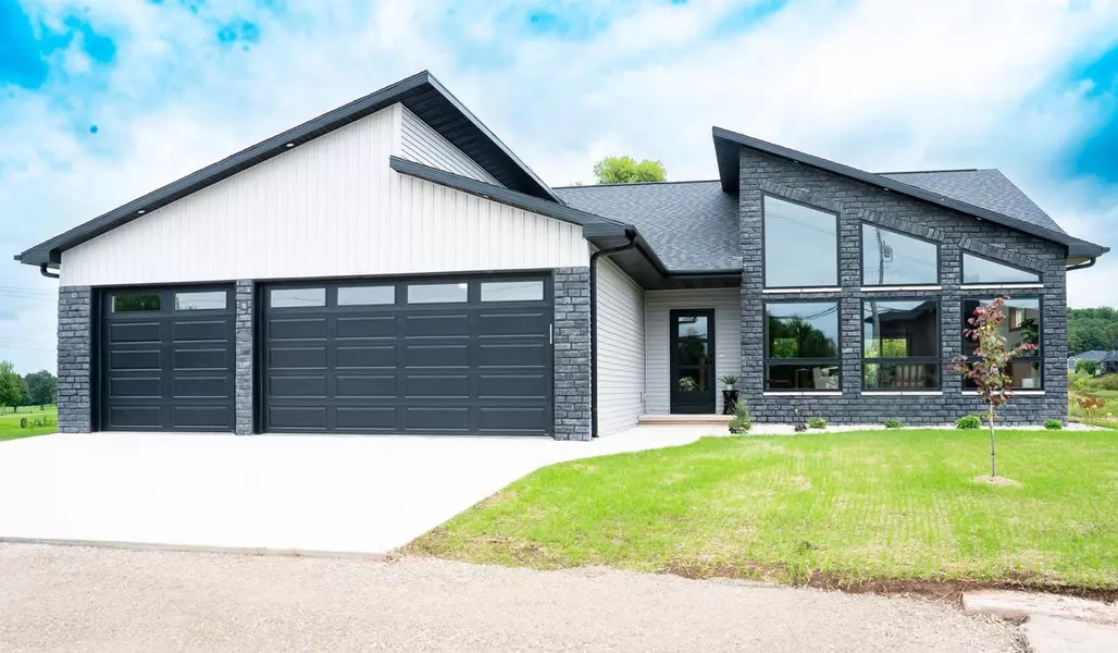 1655 ARNIES COURT, De Pere, WI 54115