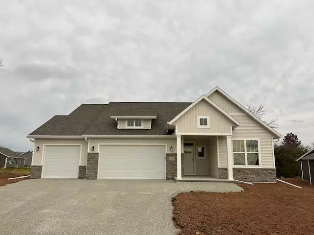 1633 FOUNDERS STREET, Neenah, WI 54956