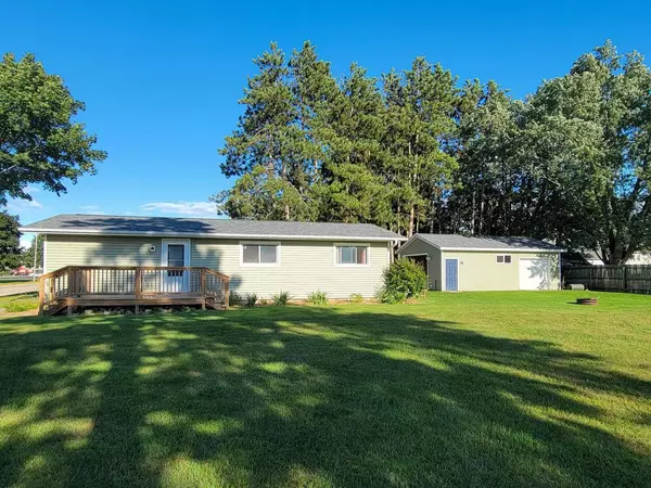 Weyauwega, WI 54983,309 E ANN STREET