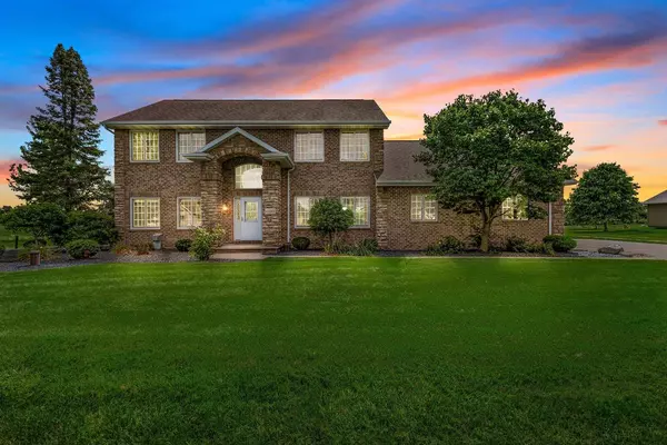 Neenah, WI 54956,8190 SAGE COURT