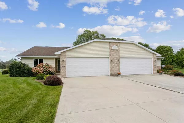 Brillion, WI 54110,498 RIDGEWAY COURT
