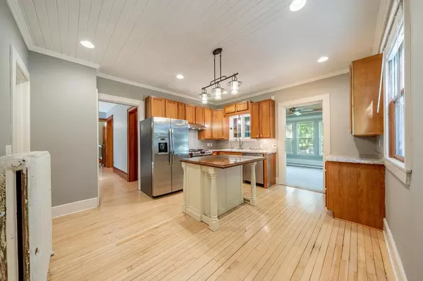 Plymouth, WI 53073,315 COLLINS STREET