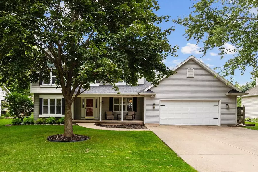 2191 BRAMBLEWOOD COURT, Neenah, WI 54956