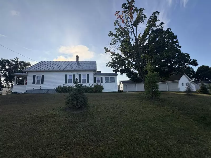 316 W GREEN BAY STREET, Bonduel, WI 54107