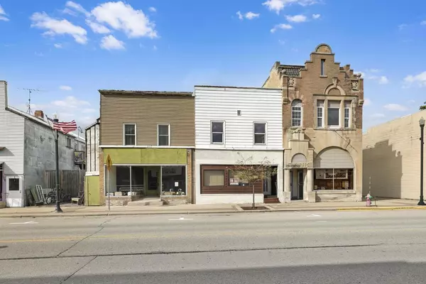 Weyauwega, WI 54983,114 E MAIN STREET