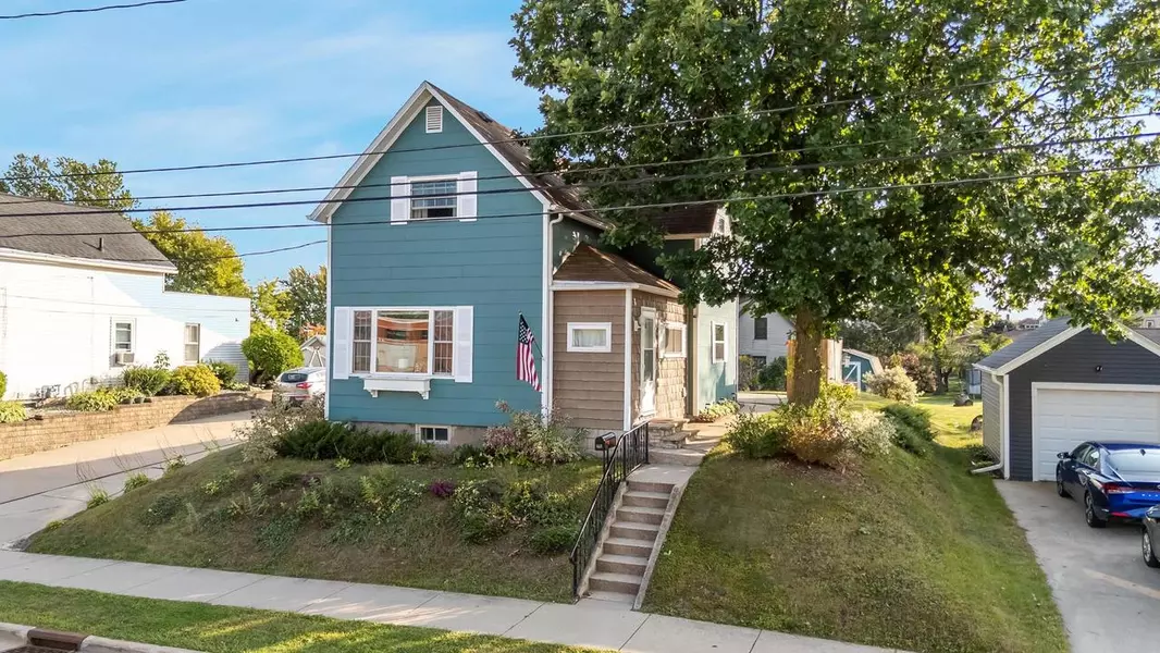 127 TAYLOR STREET, Kaukauna, WI 54130