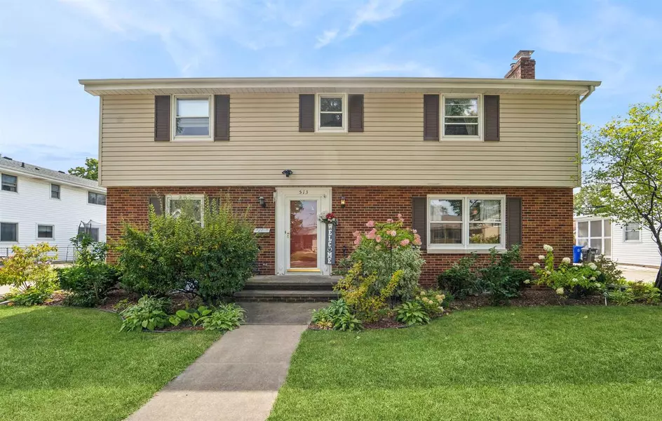 513 E GREENFIELD STREET, Appleton, WI 54911