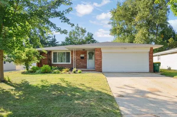 Green Bay, WI 54304,1428 ARGONNE DRIVE