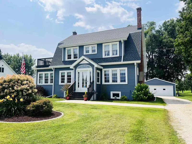 424 N SWIFT STREET, Glenbeulah, WI 53023